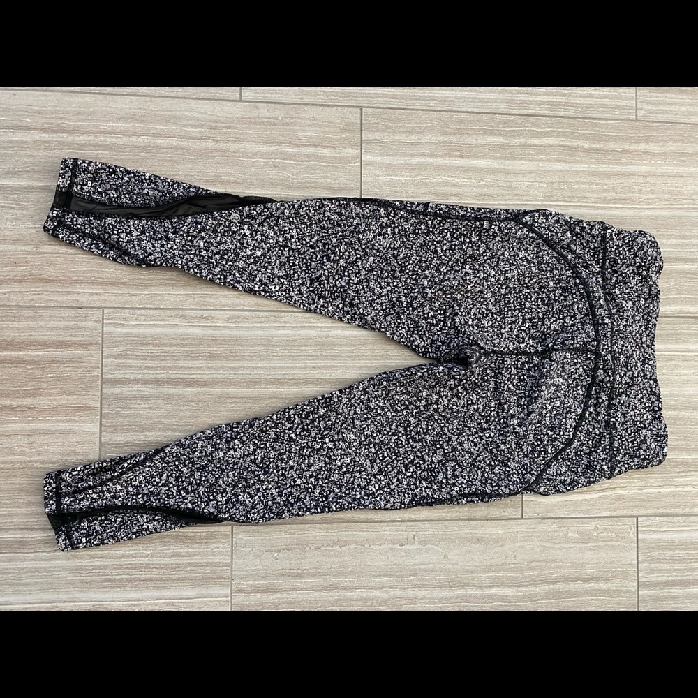 Lululemon leggings 10